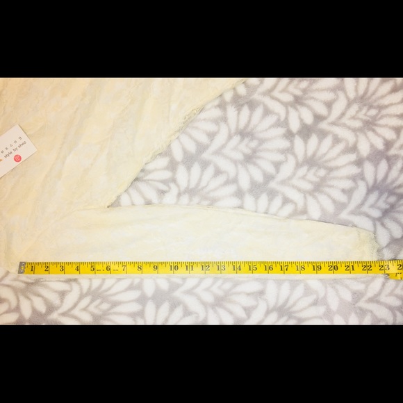 Beige Laced Dress - Picture 6 of 7